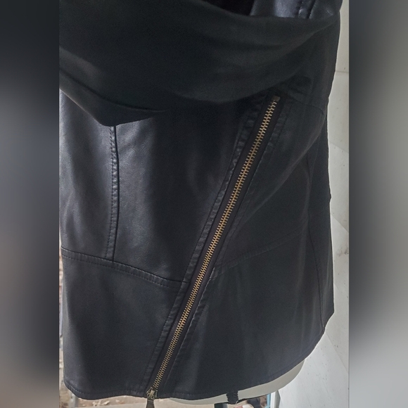 Tanming XL back faux‎ leather moto zipper lined jacket - Picture 9 of 12